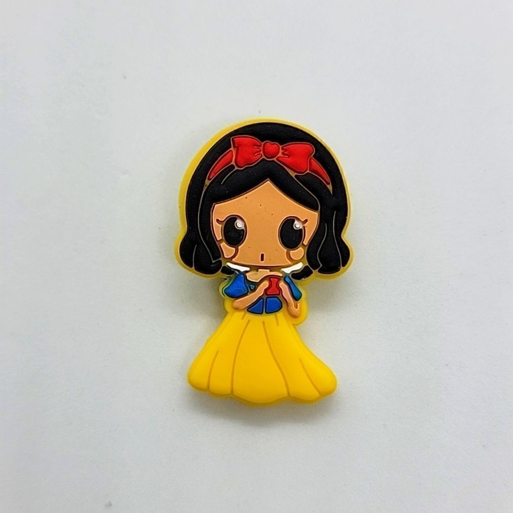 🎈5/$10🎈 PATCHES..CROC CHARMS.. Disney.. Snow White..
